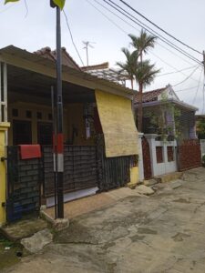 Jual Rumah di Pondok Gede Molek Bersebelahan