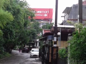 rumah di seberang transmart yasmin