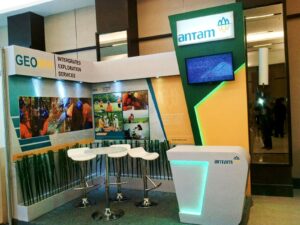 pembuat booth pameran di Makassar Profesional